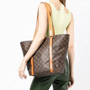 💎✨AUTHENTIC✨💎LV Monogram Sac Shopping Tote